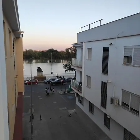 Con Bano Privado A Pies Del Rio Guadalquivir Coria del Río
