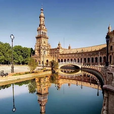 Con Bano Privado A Pies Del Rio Guadalquivir